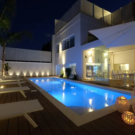 La Dimora Delle Fate Luxury & Alojamento de Acomodação e Pequeno-almoço